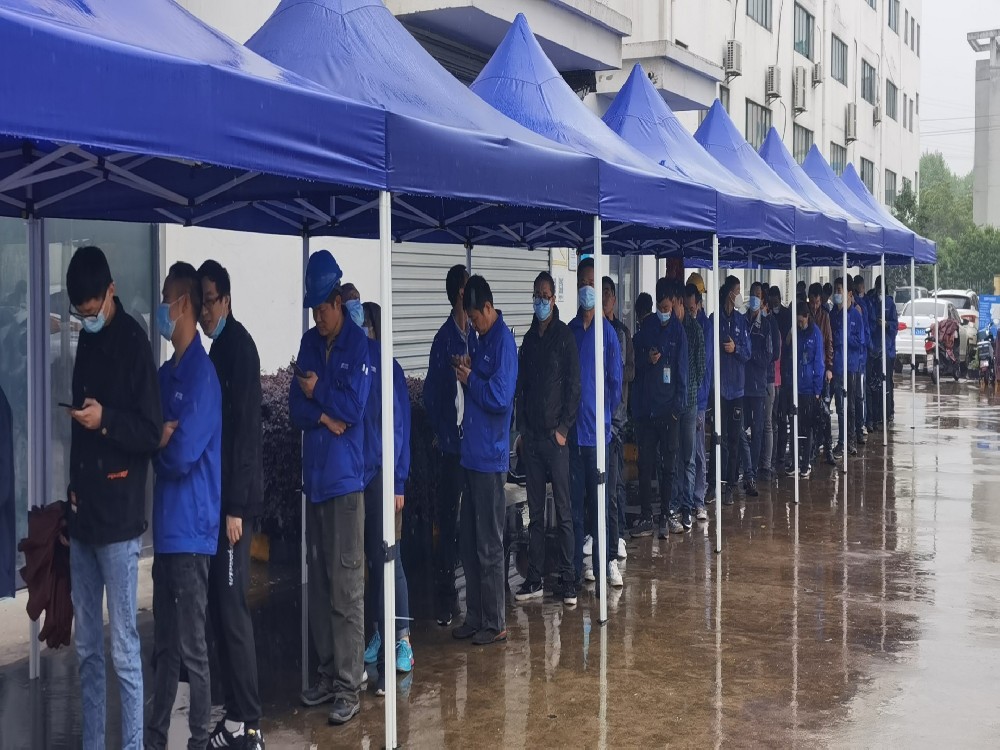 ������ַ����顢�¹�����������